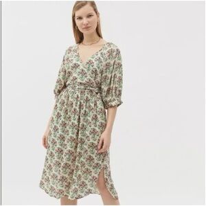 Nwt Urban Outfitters Joey Floral Wrap Midi Dress - Size Small